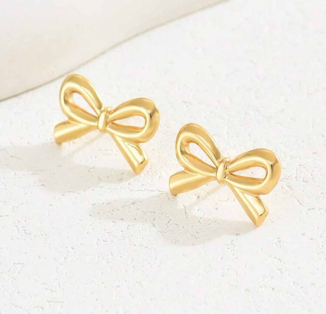 Yuna Earrings Gold