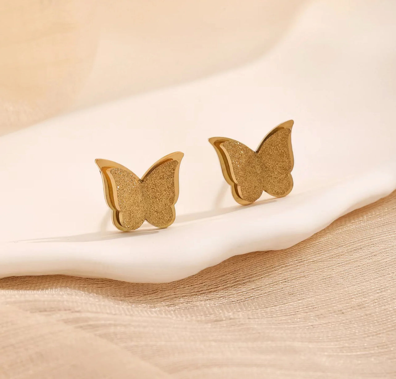 Hivi Earrings