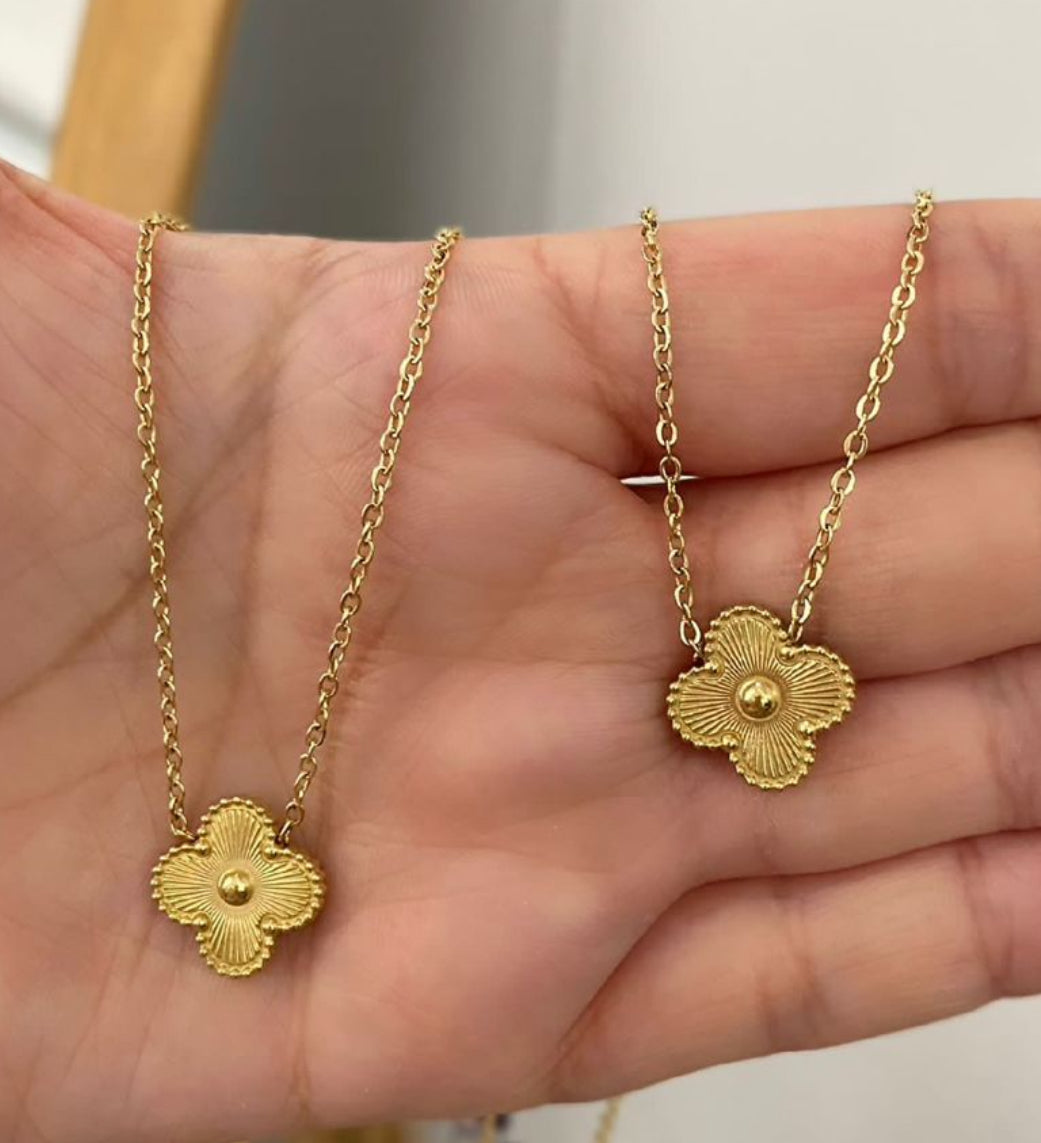 Sofia Necklace Gold
