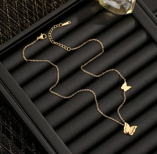 Hivi Necklace