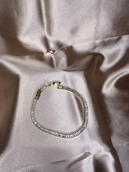 Rea Bracelet