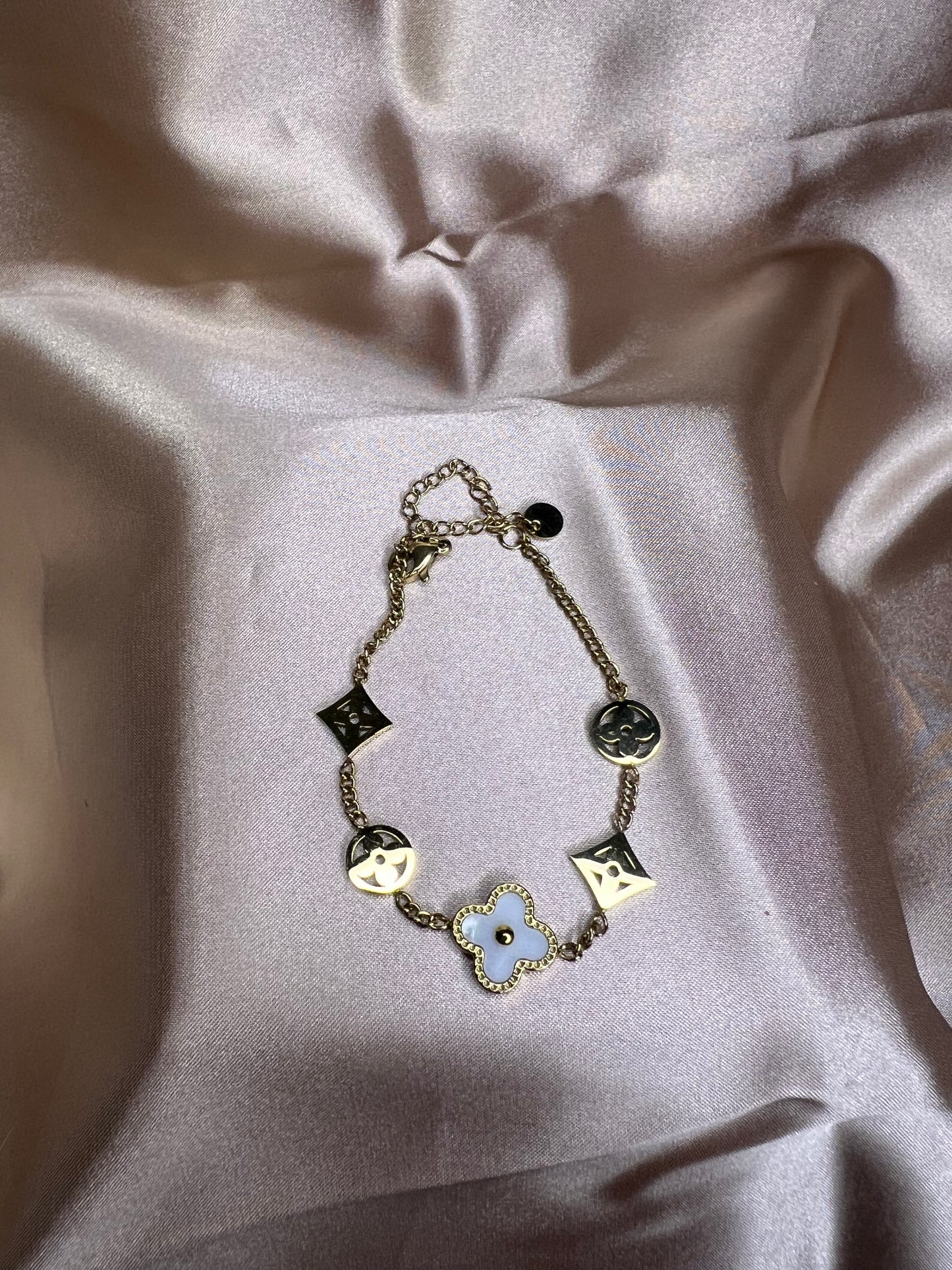 Kaira Bracelet