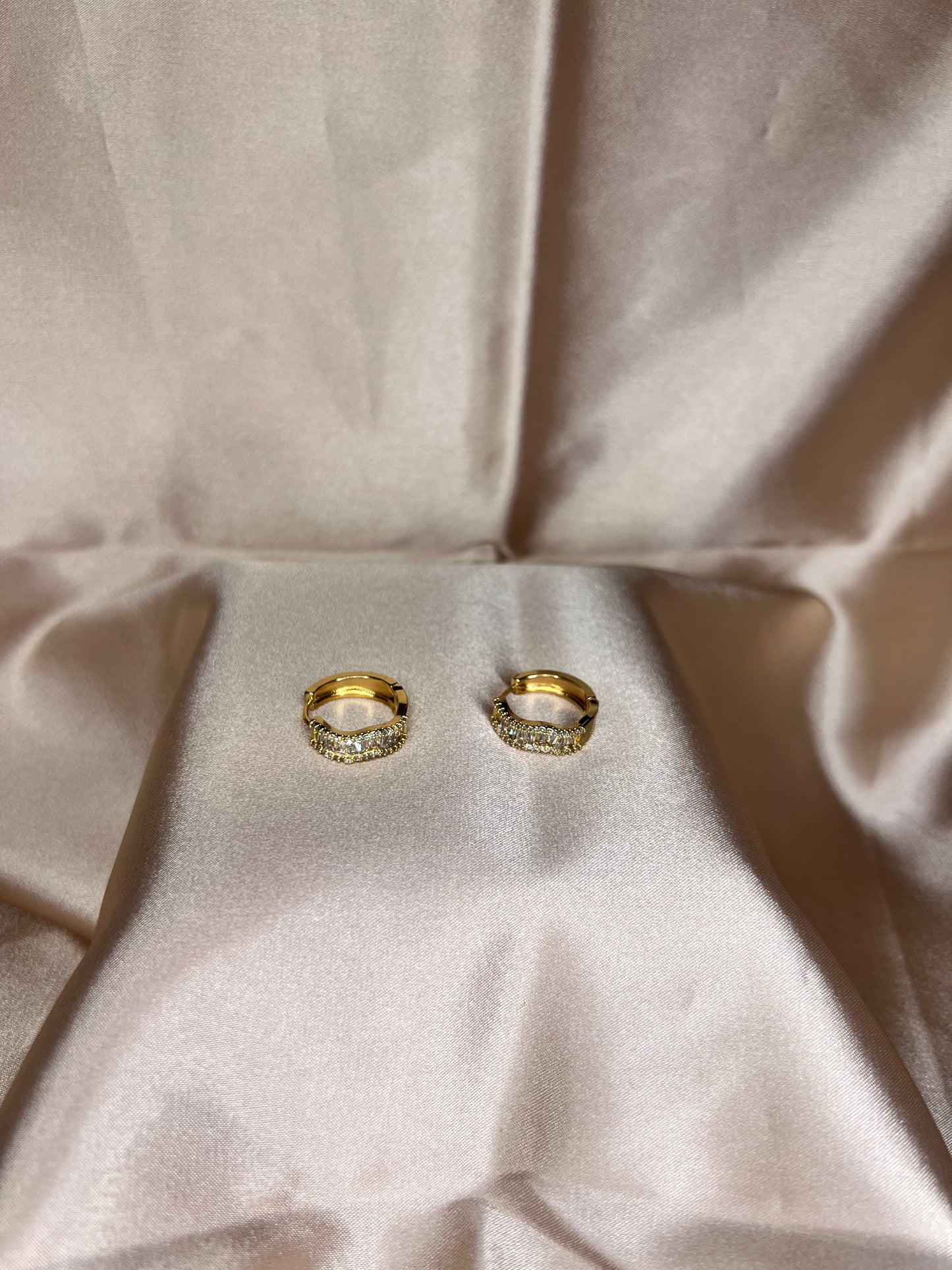 Irani Earrings Gold