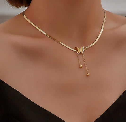 Sayra Necklace